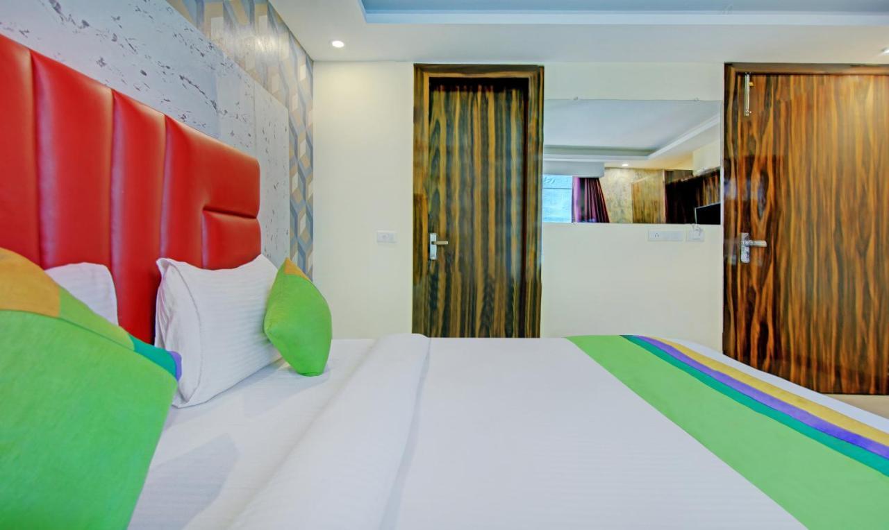 Treebo Trend Smart Signature Neu-Delhi Exterior foto