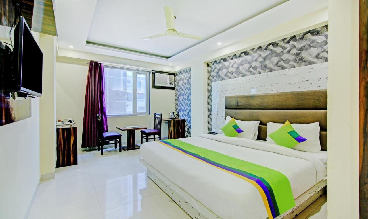 Treebo Trend Smart Signature Neu-Delhi Exterior foto
