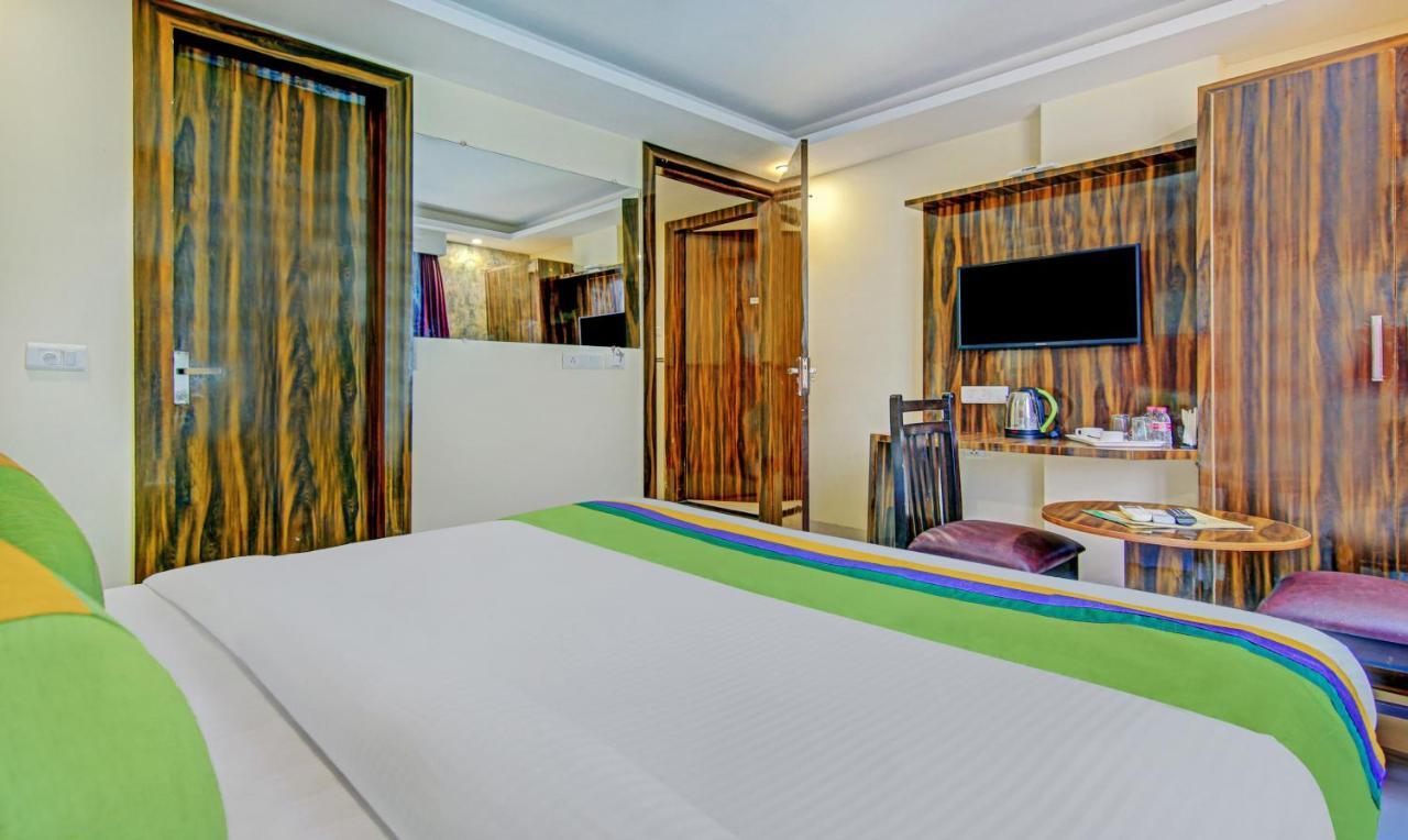 Treebo Trend Smart Signature Neu-Delhi Exterior foto